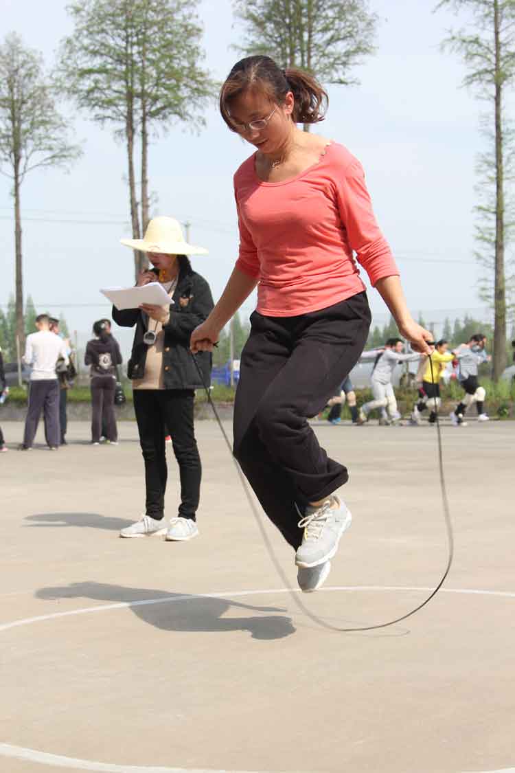 开云官方在线入口员工积极参加院趣味运动会