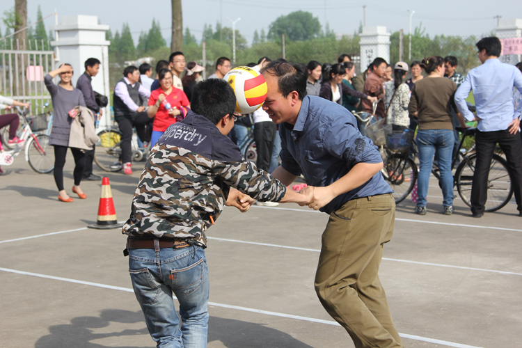 开云官方在线入口员工积极参加院趣味运动会
