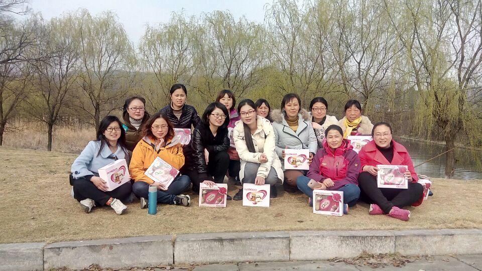 开云官方在线入口工会开展庆三八户外踏青活动