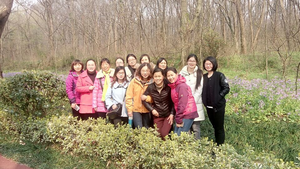 开云官方在线入口工会开展庆三八户外踏青活动